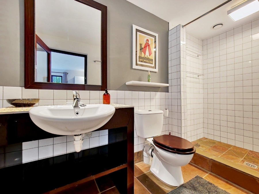 To Let 1 Bedroom Property for Rent in Vredehoek Western Cape